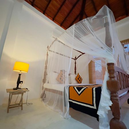 Blue Kite Family Resort Kalpitiya Bagian luar foto