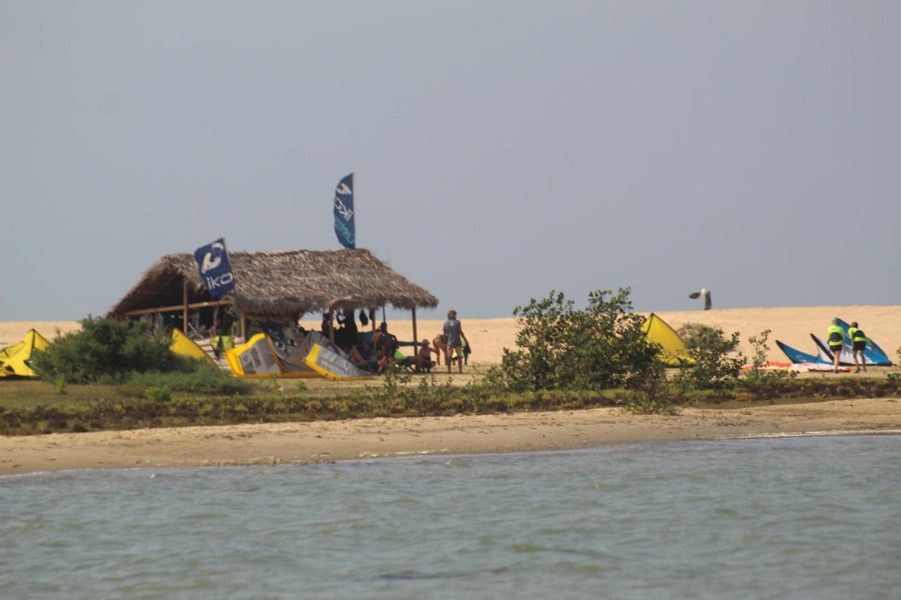 Blue Kite Family Resort Kalpitiya Bagian luar foto