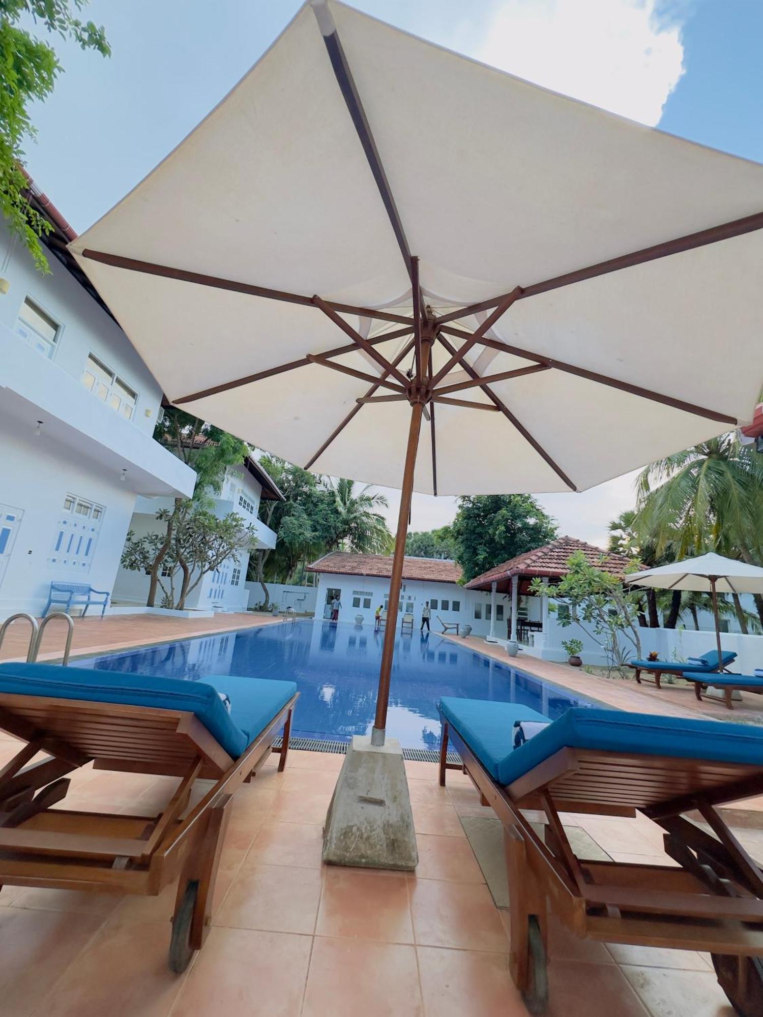 Blue Kite Family Resort Kalpitiya Bagian luar foto